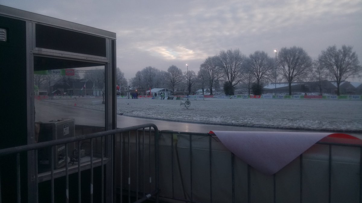 Langelandje's tweet photo. Vanaf kwart voor tien is dit ons uitzicht! @rtvnoord @henkelderman #cocommentator https://t.co/o8swR9m3Ar
