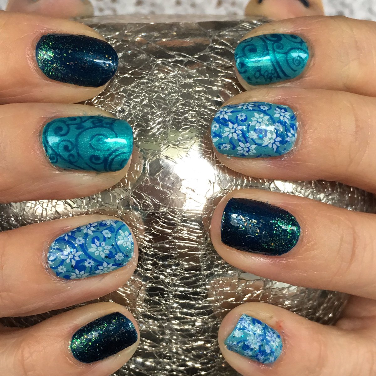 perfect10polly's tweet photo. The best January blues to have!💙 #januaryblues #cnd #lovenailart https://t.co/2feFCj93cW