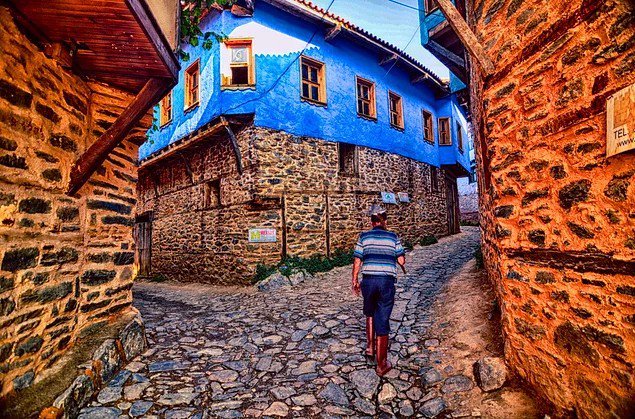 16) Bursa Cumalıkızık Köyü