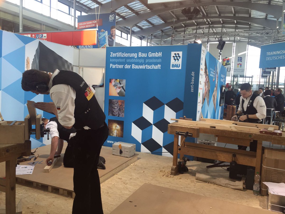 zertbau's tweet photo. Start der #Messe Bau in #Muenchen! Unser Team ist mit dabei! https://t.co/hsiNoRTiSW