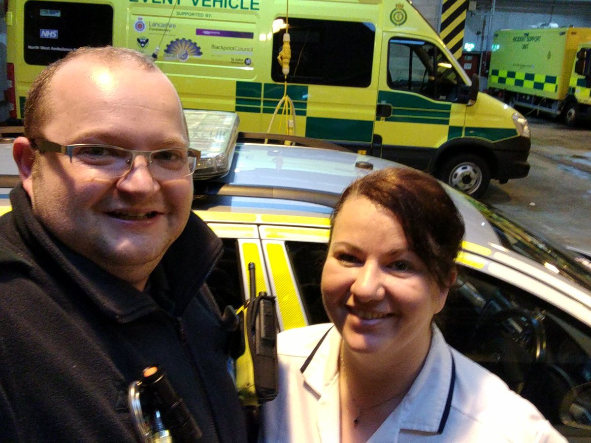 grahamP36's tweet photo. Morning on with Physio @SonyaSc43655853 till 730 today assisting @FyldeandWyreCCG residents who have fallen. https://t.co/u4nf5SH0qk
