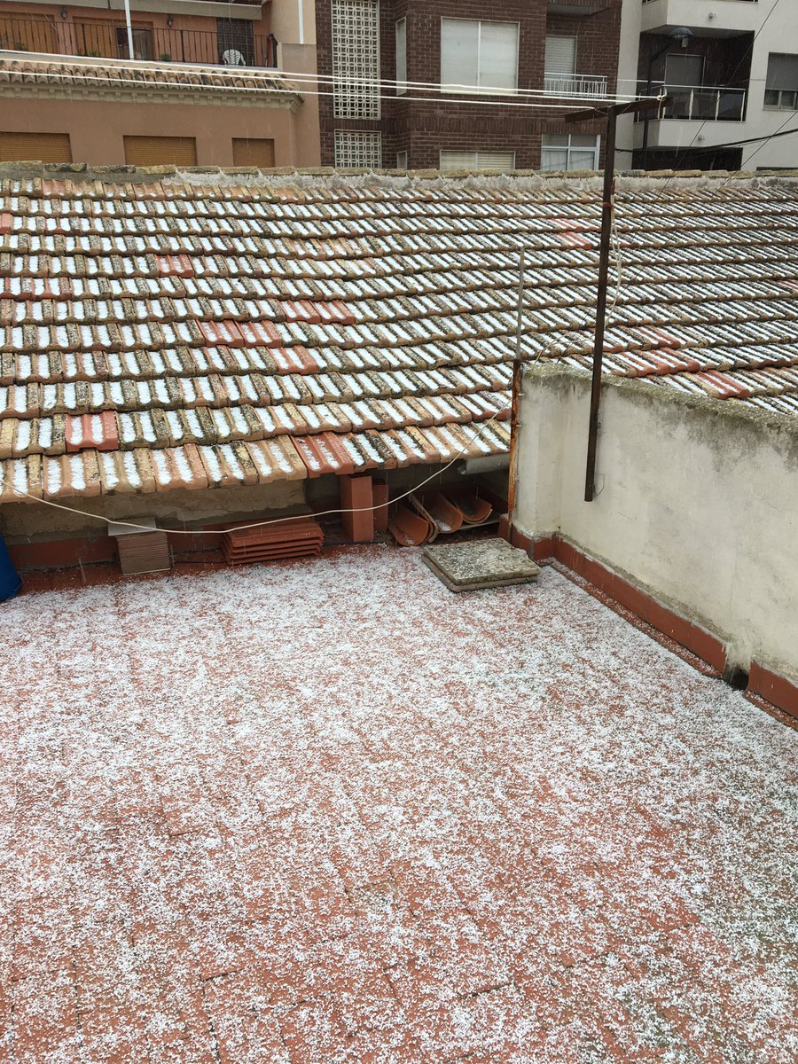 borjap86's tweet image. Guardamar del Segura ahora mismo, el tiempo se vuelve loco 😱😱😱 @AEMET_CValencia @AEMET_Esp