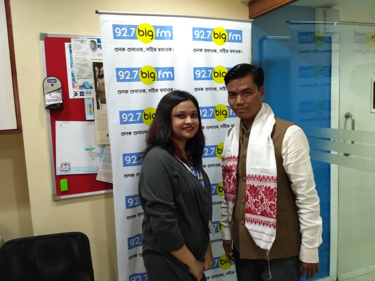 927BigFmGuw's tweet photo. #lovemycity with rj aaliya campaign day 3 special guest Mayor GMC Mrigen Sarania from 6pm onwards.... https://t.co/RjP1kcbDYw