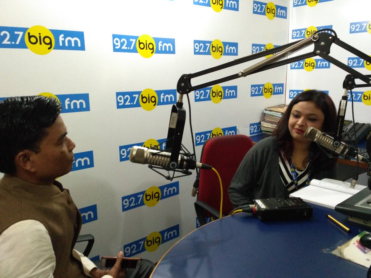 927BigFmGuw's tweet photo. #lovemycity with rj aaliya campaign day 3 special guest Mayor GMC Mrigen Sarania from 6pm onwards.... https://t.co/RjP1kcbDYw