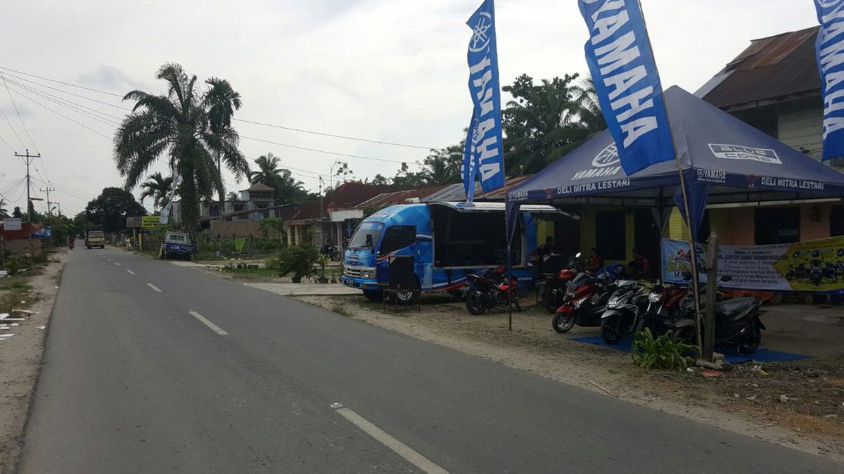 YamahaMeSRA's tweet image. Seperti sore ini Jelajah #Blucore ada di Kampung Juhar, Bandar Khalifah, Serdang Bedagai.