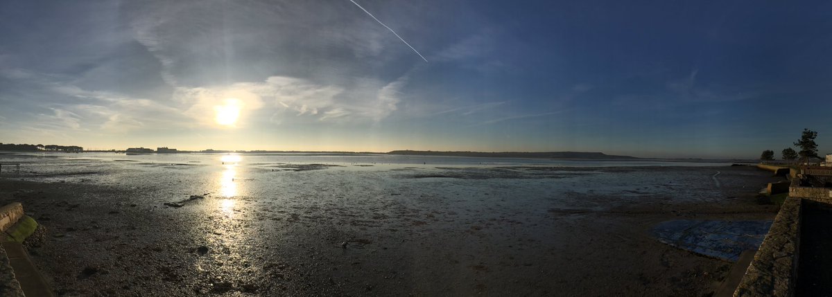 TomHarrisEA's tweet photo. What a view from the first instruction of the day! 📷☀️ https://t.co/vyItwXQx18