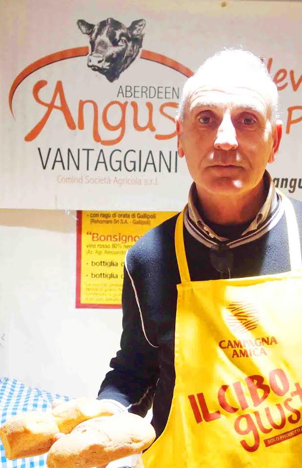 CulturiaChannel's tweet photo. #pucce #coldiretti #campagnaamica #focara
https://t.co/P8rdrUY5WM https://t.co/m5jTeBYSMo