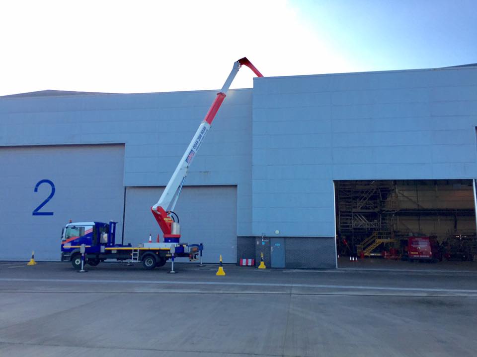 WilsonHire's tweet photo. Just another day at the office for our 32m... Jobs made easy #WilsonAccess #MEWP https://t.co/WEUPG6n6Zy