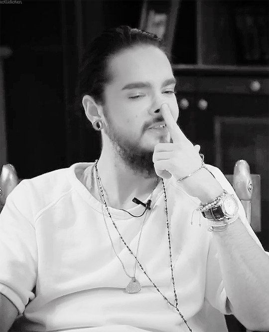 smilythings's tweet image. DING DONG