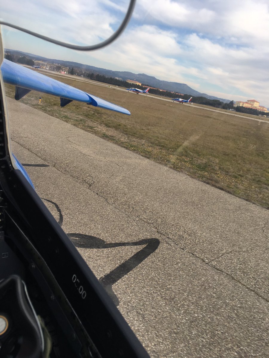 PAFofficiel's tweet photo. #JournéeType #PAFofficiel
10h40 loc, retour du premier #entrainement de la journée après 1h de vol à Plan de Dieu près de la #BA115. https://t.co/7mx8mAEpxg