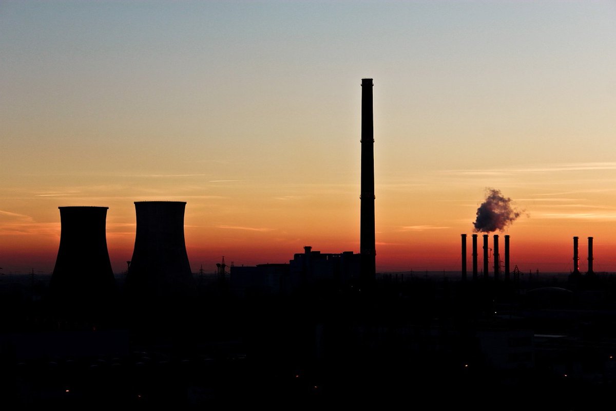 ClimateReality's tweet photo. In "a huge victory for democracy,” a judge has ruled that Exxon must hand over 40 years of #ClimateChange documents https://t.co/d5VQMsbwTi https://t.co/eO9OwppwrE