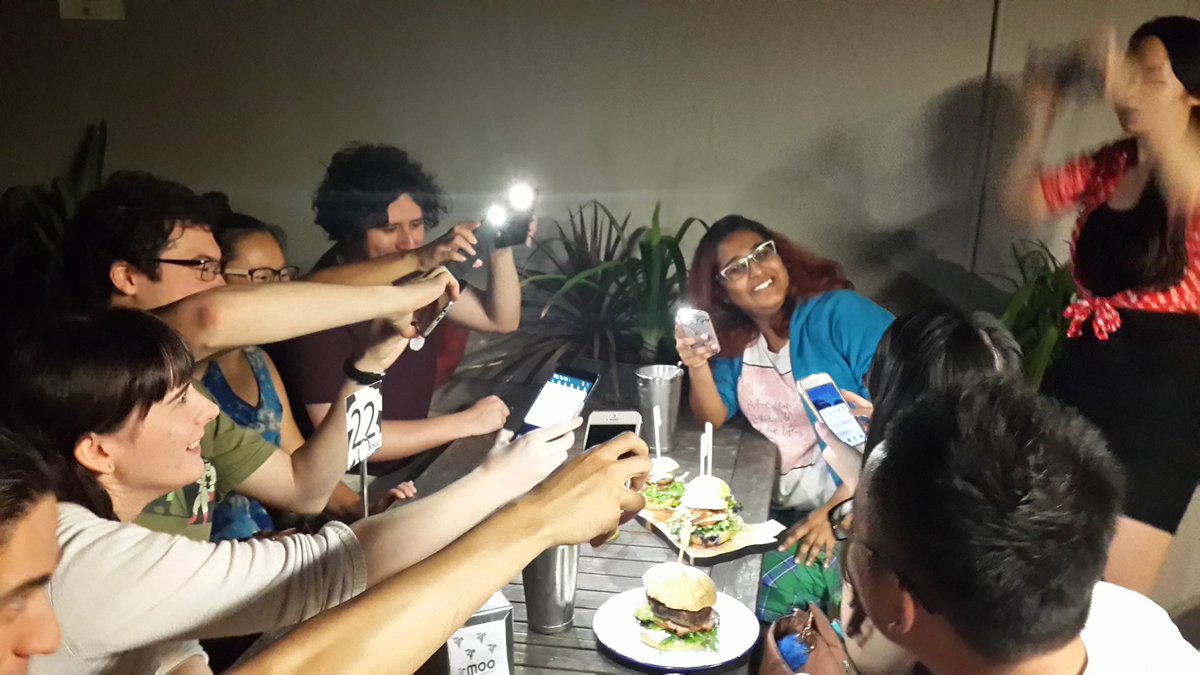delete12_'s tweet photo. The mini burgers are so cute! Guys can you turn on your phone lights? #PlayAsATeam #hackhouse #gradlassian @atlassiantalent https://t.co/FixS8JsoLK