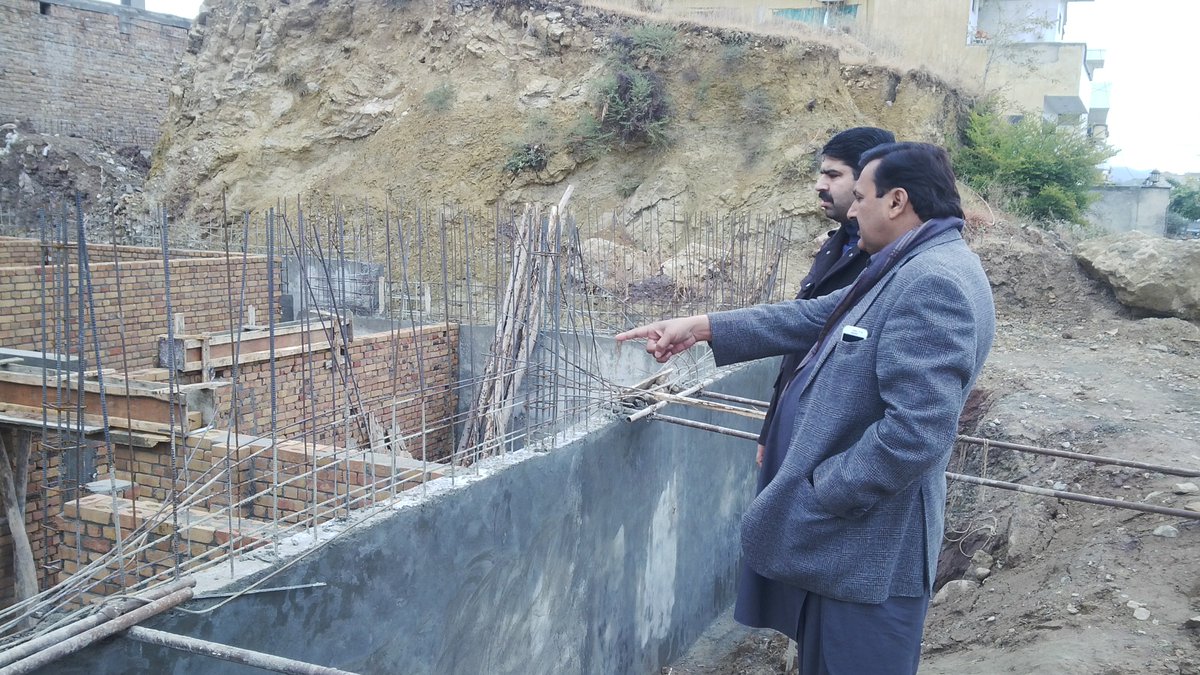 ARM_Builders's tweet photo. Visit to House Construction Site, E-11. 
Inspect the work at site &amp; Meal was served to the labour https://t.co/cGfVBKJvGF