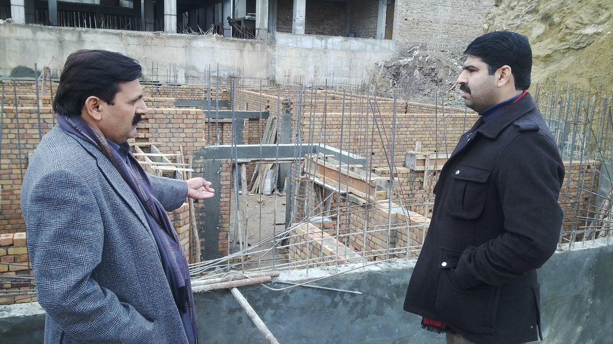 ARM_Builders's tweet photo. Visit to House Construction Site, E-11. 
Inspect the work at site &amp; Meal was served to the labour https://t.co/cGfVBKJvGF