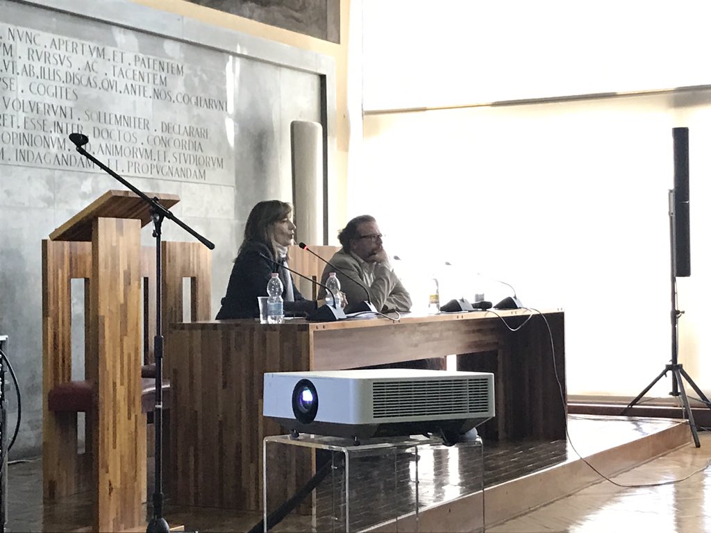 Città d'Arte legate alla manifattura e dinamiche produttive del territorio.
Art&amp;Business  @DeptManagement