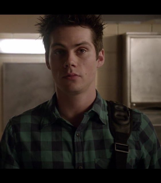 flawstinn's tweet photo. -nie ma gorącego chłopaka o imieniu Mieczysław 
-jest taki jeden
-kto niby?
-MIECZYSLAW STILINSKI #TeenWolf #StilesIsMietekParty #TeamMietek https://t.co/lzFZQibHbu