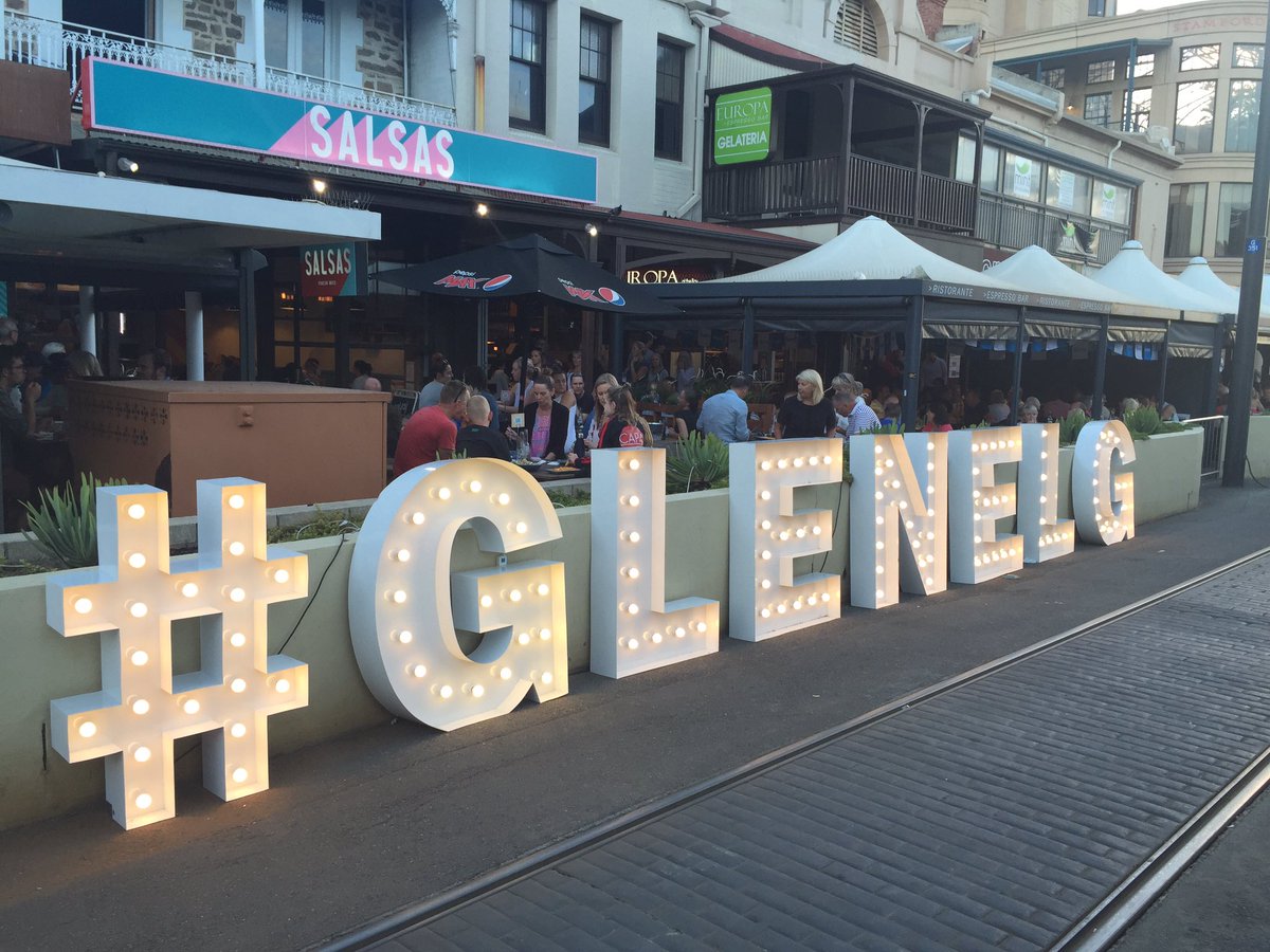 pensieveplace's tweet photo. What a fab place to live #tdu #glenelgstreetparty #glenelg #jettyroad #TDU2017 Who is here? Meet you for a drink? https://t.co/9MzVfhZqJp