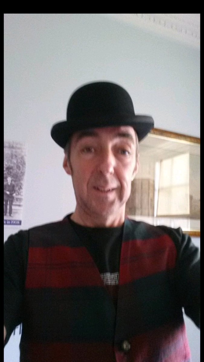 LordSmythe's tweet photo. @TonyWinward #LordBowler 😀 https://t.co/TX4bVNSX8Z