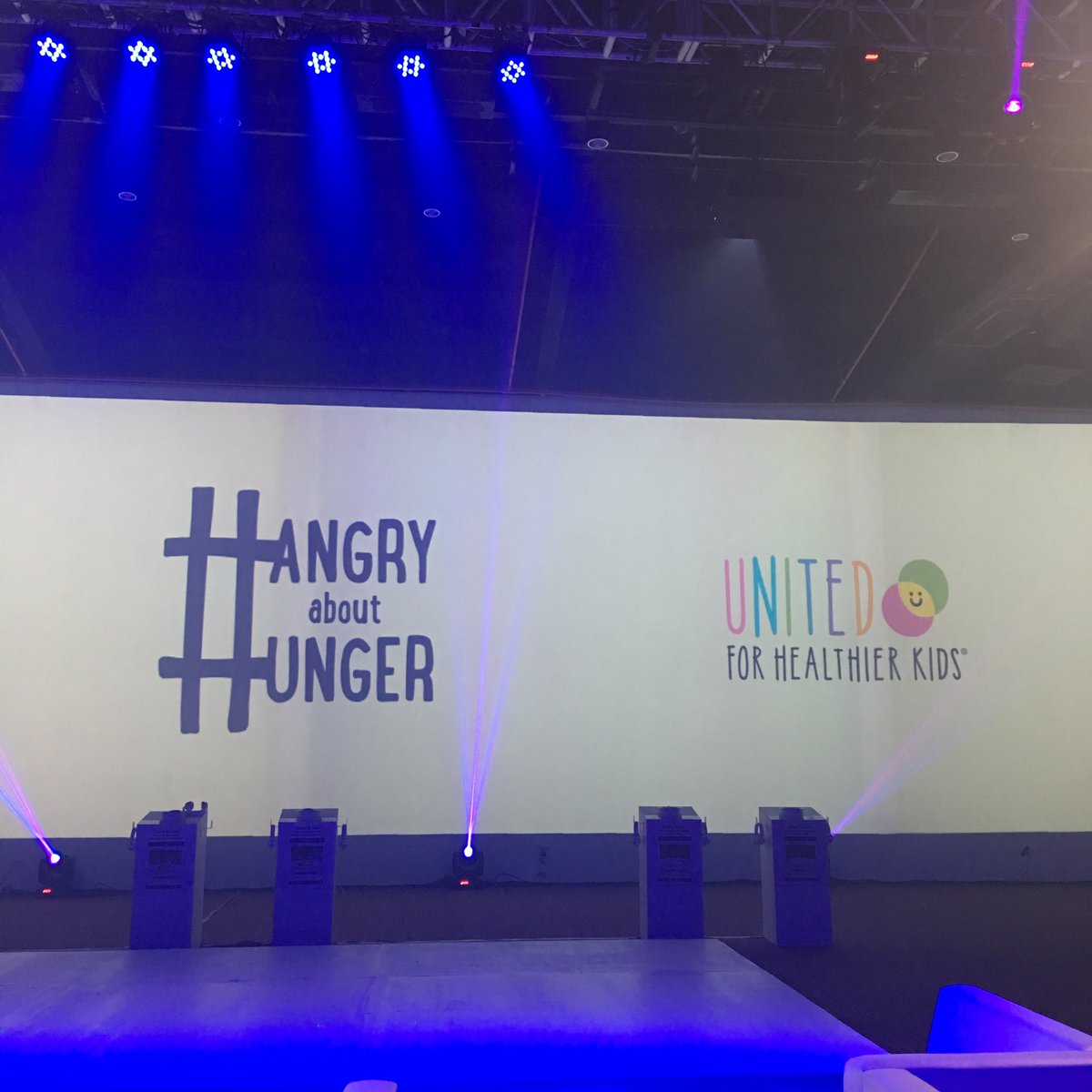 ellypuyat's tweet photo. #HangryAboutHunger https://t.co/P4HIR3IF57