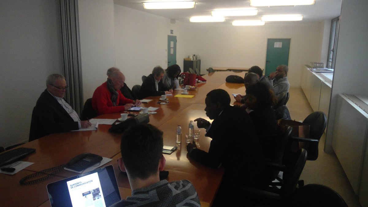 asblafricarise's tweet photo. Promotion #ABBW2017 #KINFOR17 merci aux partenaires @AWEX_Belgium @DELATTREDominiq @BrusInvExp #CBLACP @V68com https://t.co/q1pPj18A8X https://t.co/Q9NVRNyEx9