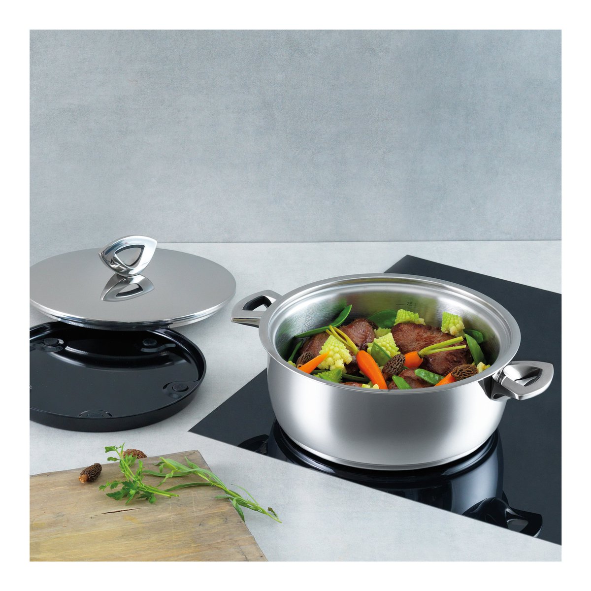 KuhnRikonUK's tweet photo. Durotherm Cookware uses 70% less energy than standard cookware, gentle cooking preserves nutrients. Better for you and the planet! #healthy https://t.co/7DHC3Q9sPJ