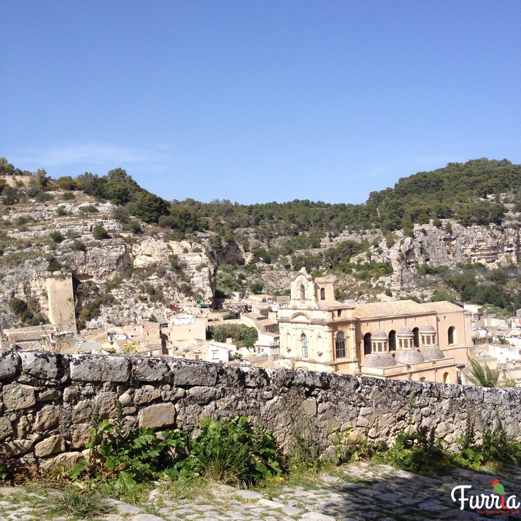 #Furrìa #experience #Sicily #lovesicily #discoveringsicily #tourism #IlCommissarioMontalbano #Scicli #UNESCO --->  furria.it/listings/scicl…