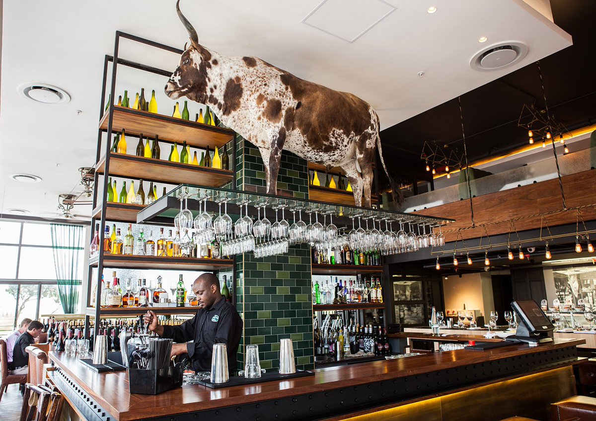 ButchershopSA's tweet image. Our bar is well stocked with the finest whiskeys, brandies and gin. Enjoy a sundowner before being seated or relax outside on our verandah.