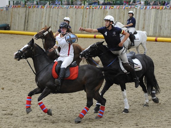 Fancy having a go at <a href="/HorseballUK/">British Horseball</a> 🏐
A thrilling fast paced team sport played on horseback 
Find out more ⬇
bit.ly/2iAGlc3