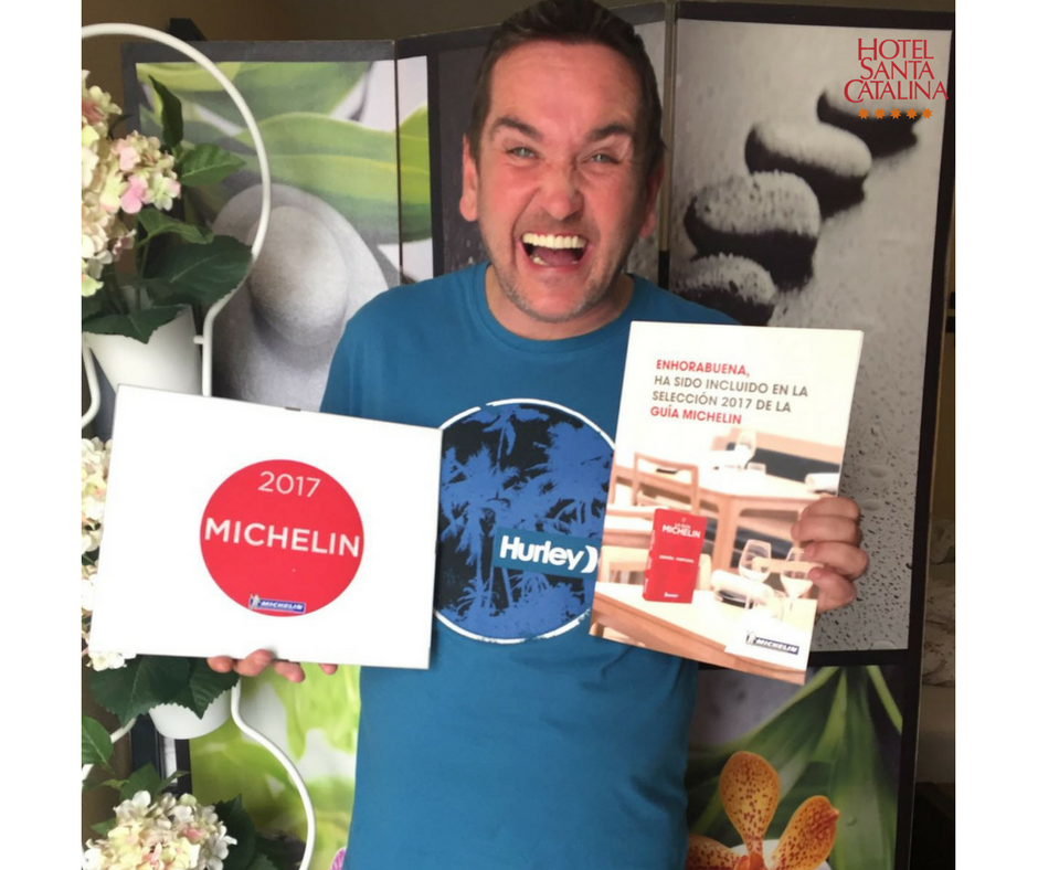 Nuestro chef, Thomas Leeb, tiene motivos para ser feliz. Es un orgullo tenerlo en casa. 
¡Enhorabuena!