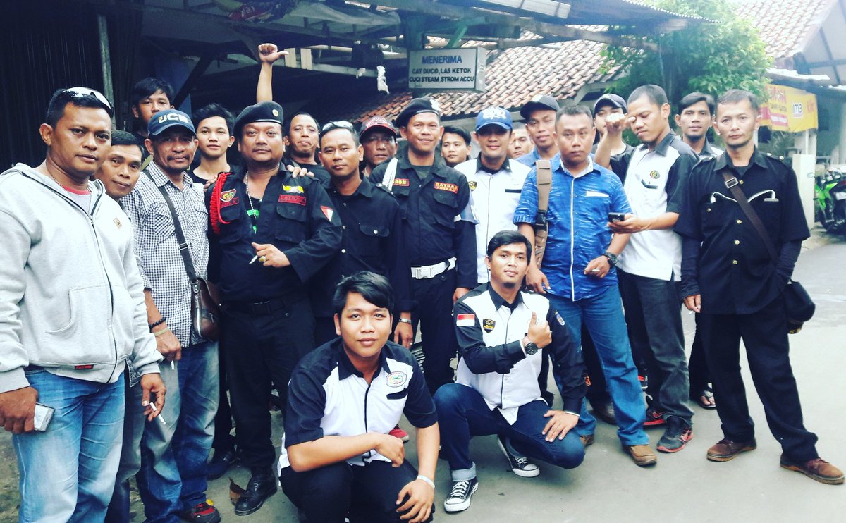 yudapermana84's tweet photo. Silaturahmi ke dprt kemiri muka beji margonda #forkabi https://t.co/My23T7E3SP