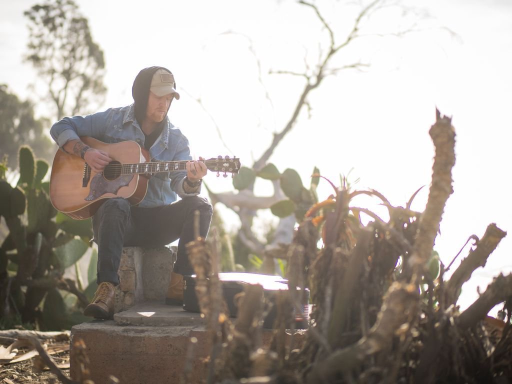 3rdNutTribe's tweet photo. Brad Fite founded Warrior Song Music Foundation to help veterans of war overcome hardships through music. https://t.co/pkUoRDHSA1 https://t.co/uuUDqUZg6G