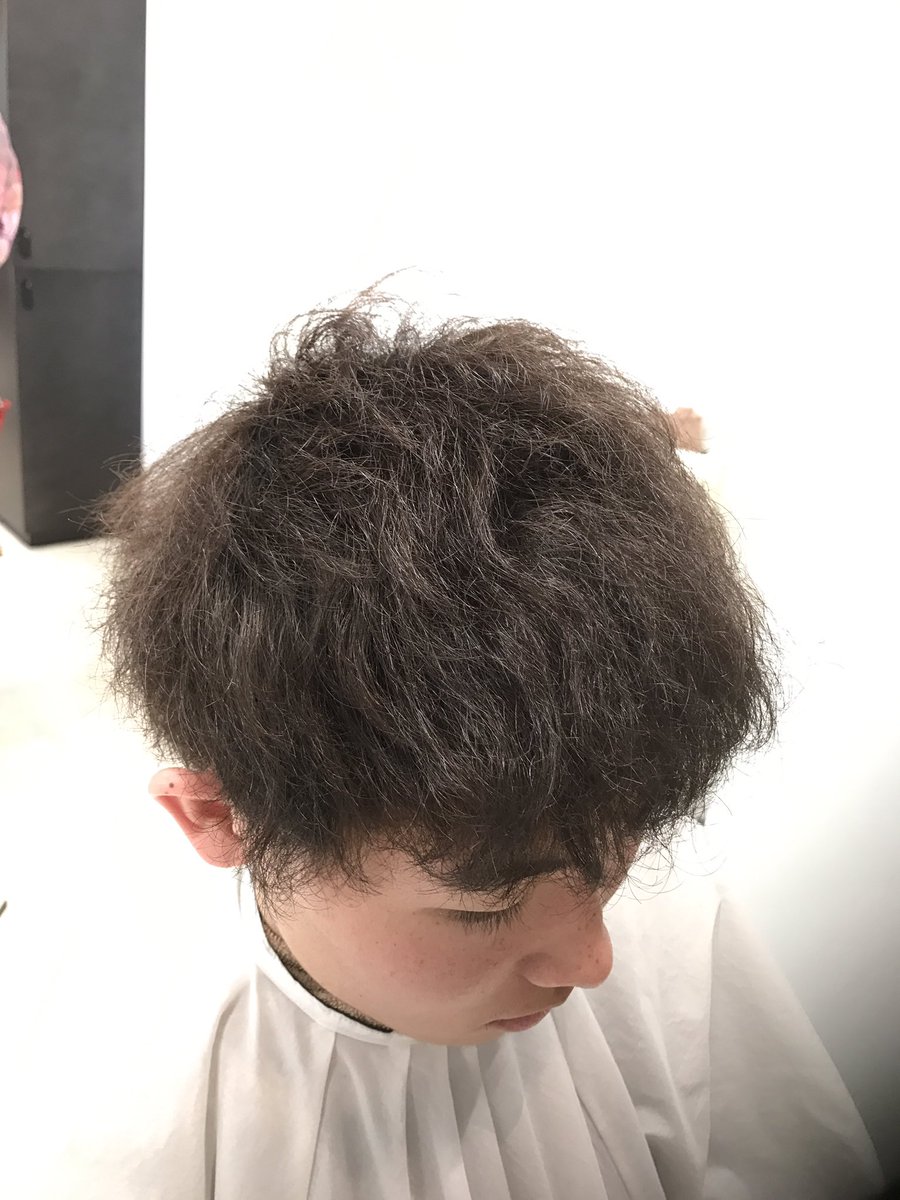 Lipps大宮 寺田真幸 A Twitter 営業スタイリング 超くせ毛からアイロンを通して柔らかマッシュに ロングからバッサリ切って少し長めのジェットモヒカンに 2人とも最高にいかしてました どんなかたでも必ずかっこよくスタイリングします 悩んでるかた Lipps大宮 寺田真幸 A Twitter 営業スタイリング 超くせ毛からアイロンを通して柔らかマッシュに ロングからバッサリ切って少し長めのジェットモヒカンに 2人とも最高にいかしてました どんなかたでも必ずかっこよくスタイリングします 悩んでるかた