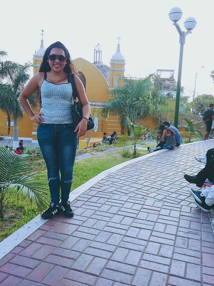 Ale970524's tweet photo. Feliz dia mi lima adorada 😻 gracias por acogerme en estos 20 años en mi lugar favorito 💚 #FelizMiercoles ✌ https://t.co/j2weAJLR0V