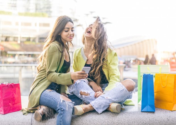 MolsonDesign's tweet photo. New on the @identitypr blog: @bchesnutt offers 4 ideas to help shopping center #socialmedia programs excel in 2017: https://t.co/1bt9D3evEo https://t.co/xlTV8x0ZsP