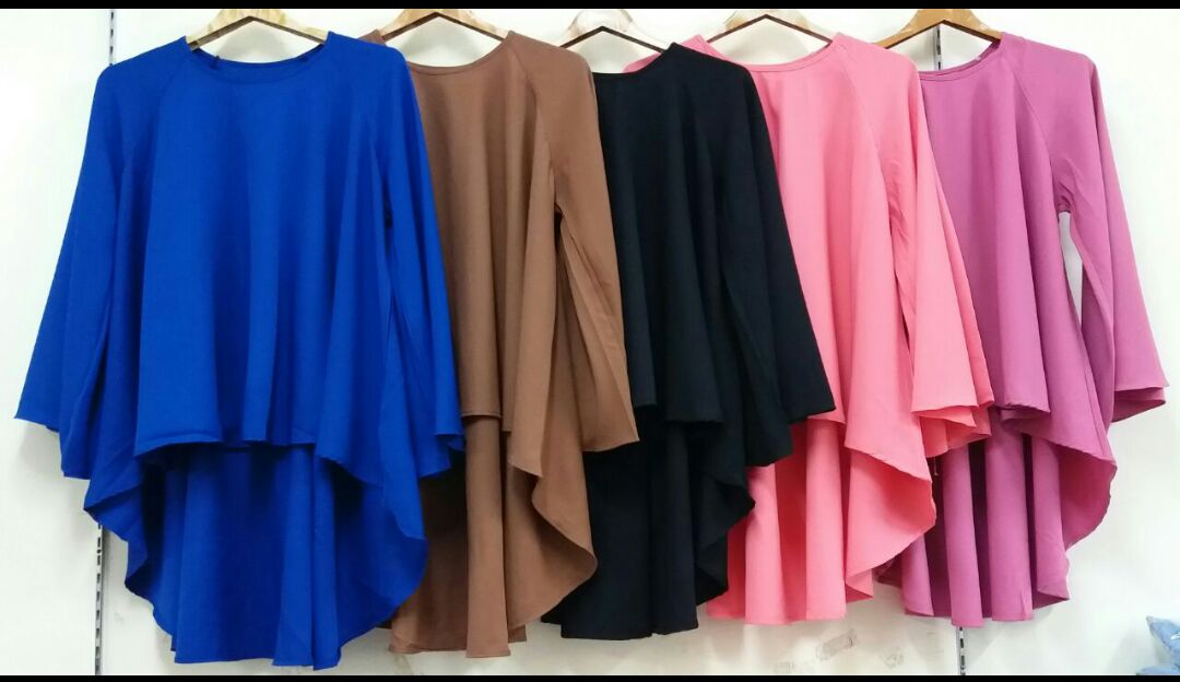 fawrashop's tweet photo. BLOUSE BESAR
RM 33
RM8sm | RM12ss
Material : Moss Crepe Lembut
Free size fit till XL  #fawrashop 
Dm/ws 017-4978346 https://t.co/K9Pm3ftY3K