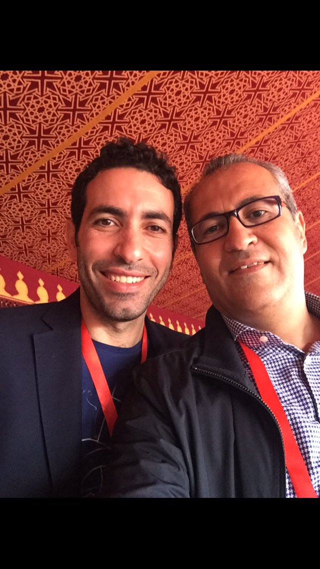 Alimohamedali65's tweet photo. محمد ابوتريكه كنت اتمني مصافحتك لاعجابي بأدائك وسلوكك  كنجم وأسطورة وأصبحنا زملاء فتحول اعجابي لاحترام وحب لانسان رائع . https://t.co/m0xtYVAB95