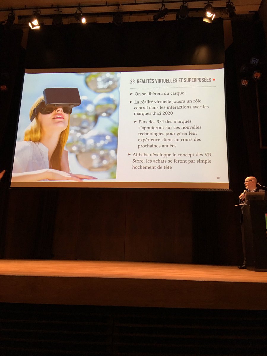 helene_lebon's tweet photo. Yeeeee! La #RepDom va de l'avant avec ses lunettes RV pour faire vivre l' #experienceDR aux Canadiens avec @TravelweekGroup #gtTendances https://t.co/U5pf602NnR