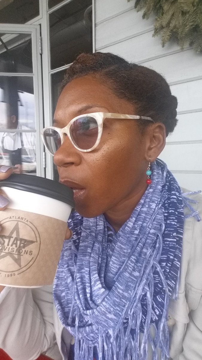 speakyourvision's tweet photo. I love spending time with myself. How about you? #anoblesol #knowyourworth #metime #selfloveisthebestlove #flexibilitycoach #wellnesscoach https://t.co/TlfXuR2xQj