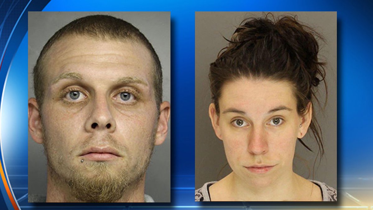 Couple caught having sex in car with kids in backseat bit.ly/2iRdv5J https://t.co/LWBi3nNW7x