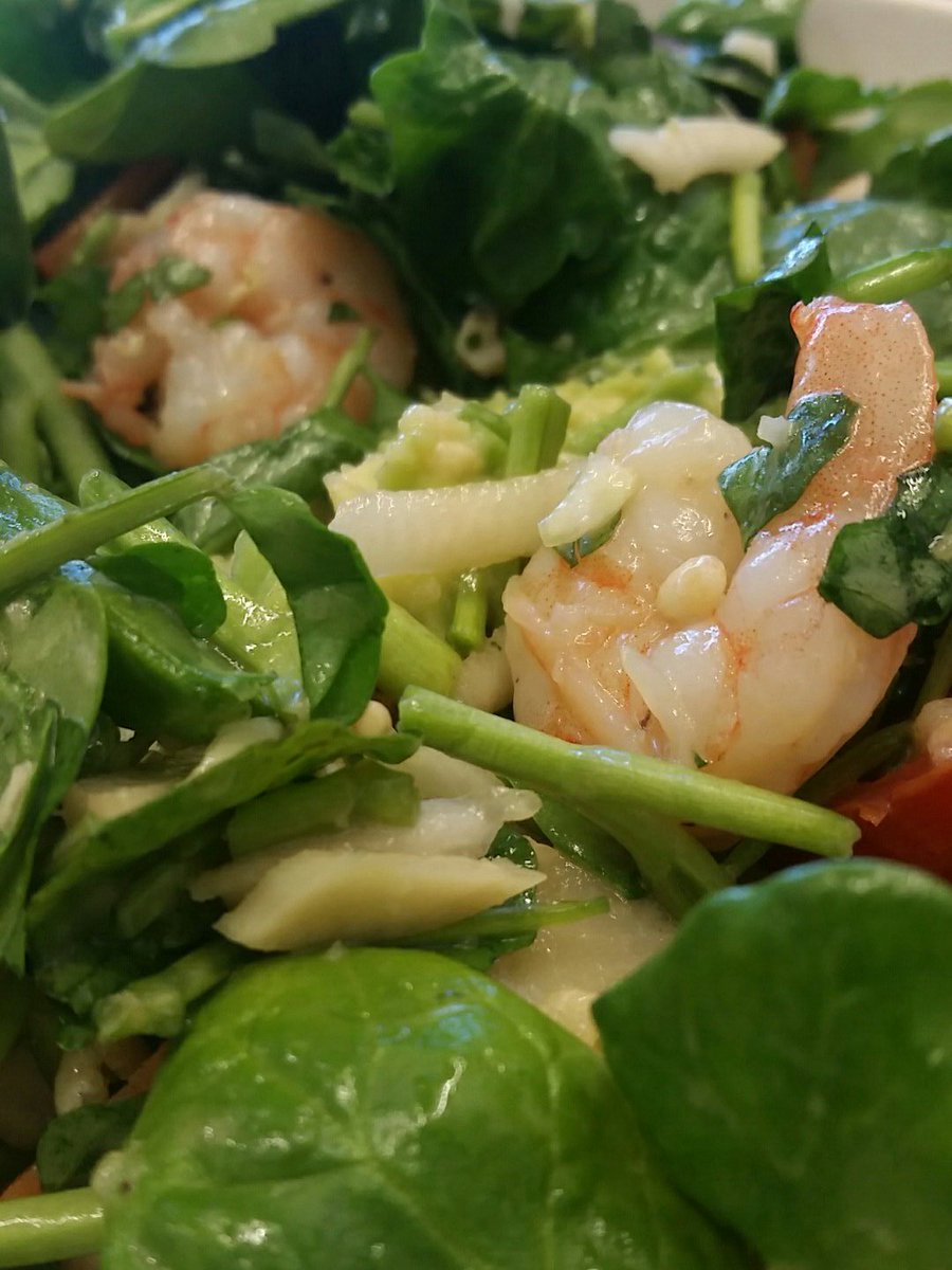 333LovelyLeslie's tweet photo. Now thru February, Travel to Thailand! Get A bowl full of happy for lunch Spicy Green Papaya Salad @Chopt #ChoptRaleigh #NCsocial #foodie https://t.co/plQokrbpVX