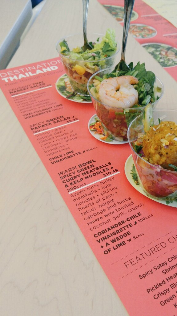 themrstee's tweet photo. Can you say delicious...? @Chopt bring Destination Thailand straight to your tastebuds with every bite... #NCSocial #TheMrsTee https://t.co/dQ7ecIeCrf