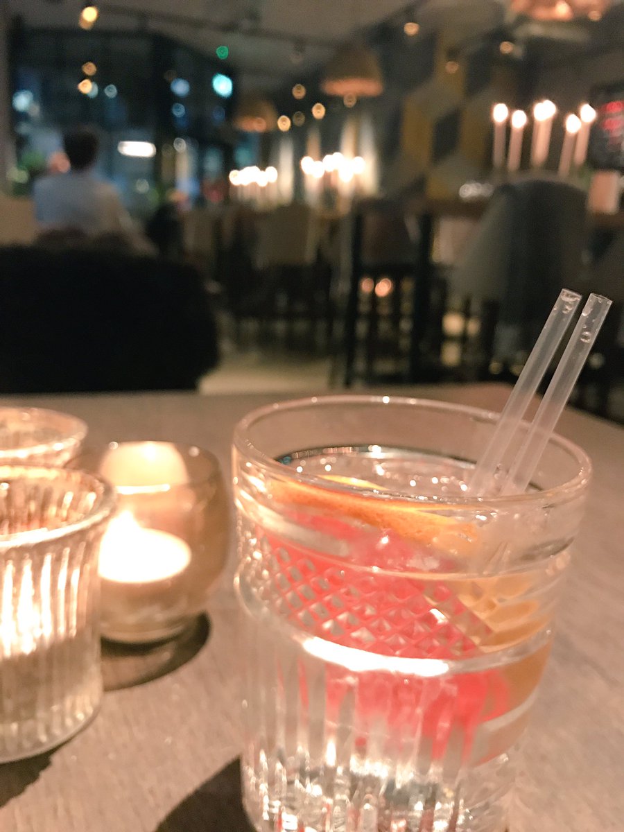 ninthevents's tweet photo. Enjoying a quick aperitif before @ESparkGlobal #Manchester #GoDoEntAwards @Refinery_MCR #whosein?! #bestbequick! https://t.co/r8pjh2RssB