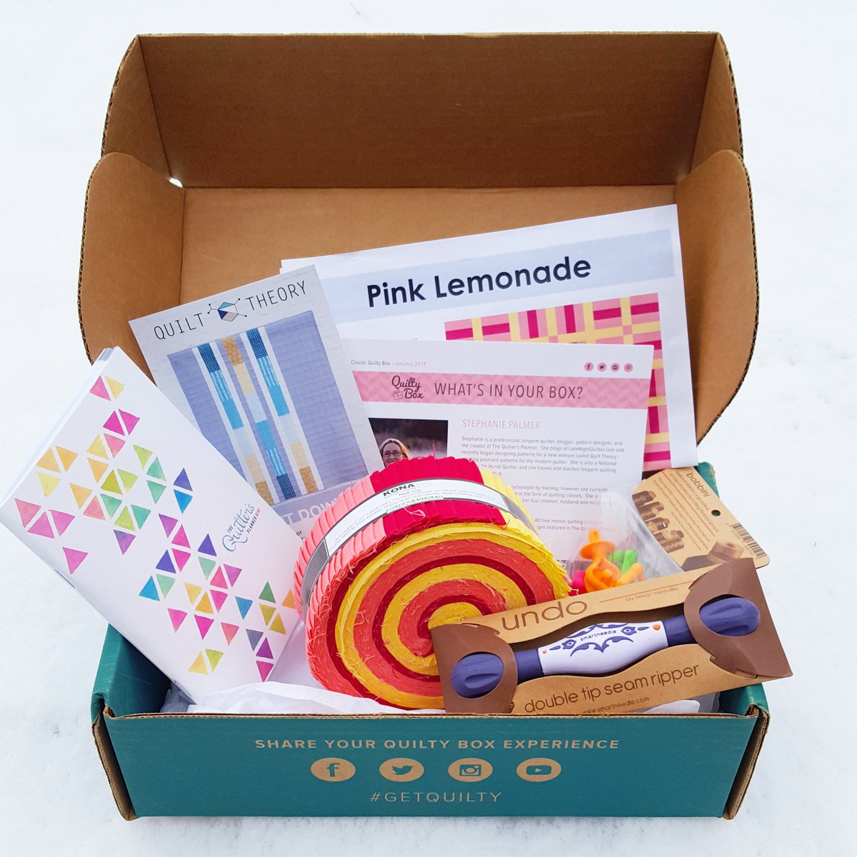 QuiltyBox's tweet photo. Itโs the first box of 2017! Get ready to get organized w/ Stephanie Palmerโs Quilterโs Planner mini, @RJRFabrics1 and more! Letโs #GetQuilty https://t.co/i47T5mkYkG