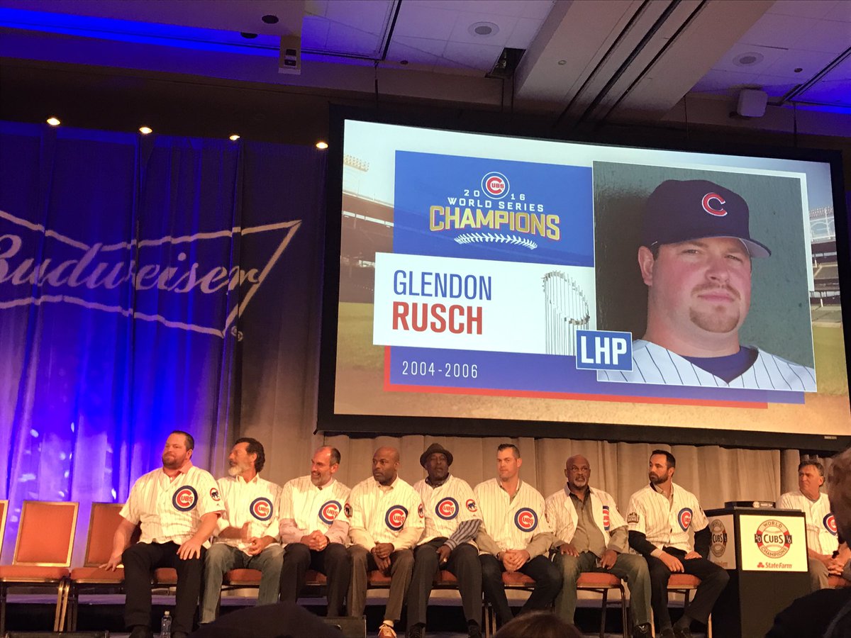 crawlyscubs's tweet photo. Two absolute must folllows for #CubsTwitter @manbearwolf and @GlendonRusch Pictures from Friday night, Opening Ceremony #Cubs #CubsCon2017 https://t.co/WE1RU2DyMj