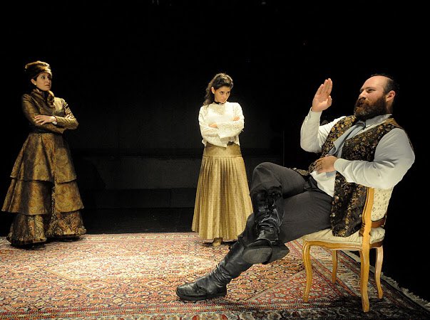 #ACPT <a href="/NEVA_teatro/">NEVA</a>. Mañana GRAN REESTRENO  un éxito de 2016,  ahora solo por 4 funciones.  FORO LA GRUTA 19 de enero-9 de Feb. 4 funciones