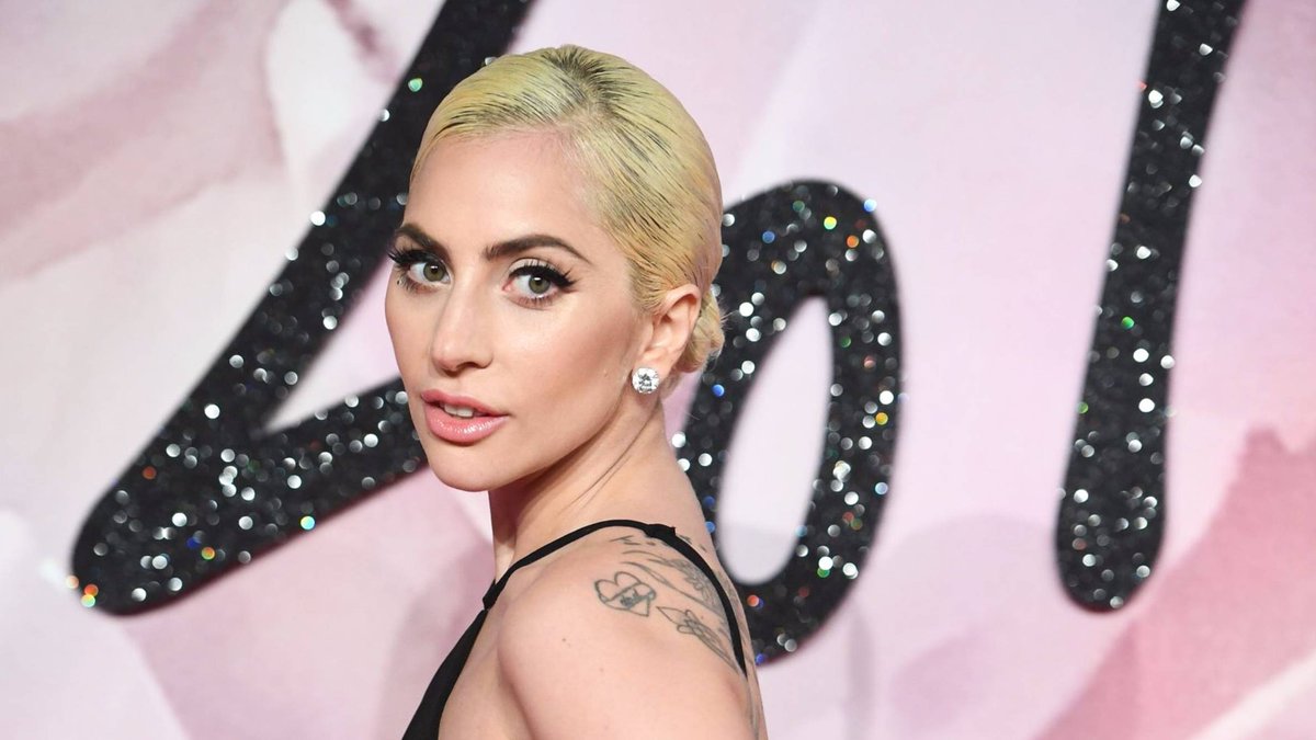 vmas's tweet photo. Looks like @ladygaga will bring some of her classics to her Super Bowl Halftime performance this year https://t.co/5Ly0mdOhq5 https://t.co/NWlG4lc7ZF