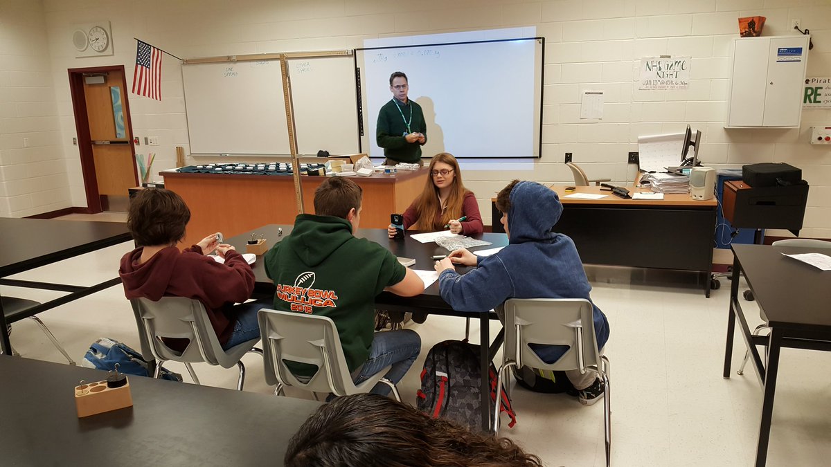 STEM_Bobby's tweet image. Hooke&apos;s Law in #PhysicsFirst #PirateSTEM