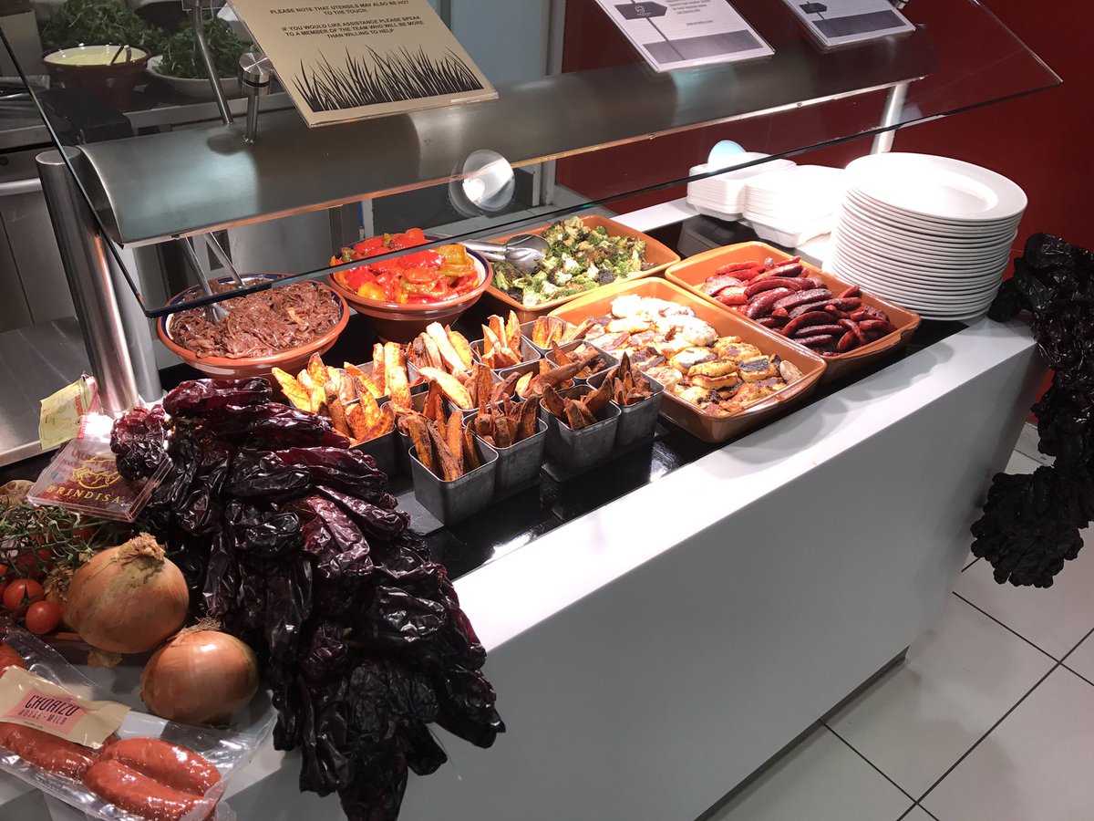 GCafe4ML's tweet photo. Brindisa pop up / Garden Cafe. Chorizo, piquillo peppers, rocket and aioli in ciabatta bun
#Gardencafe #Gcafe4ML @compassgroupuk @RA_Food https://t.co/DZB1zLvRsW