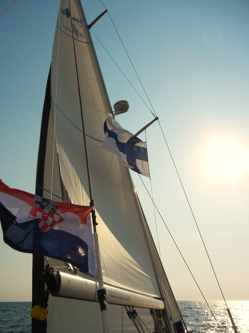 RoseRunner_461's tweet photo. What does Croatia🇭🇷and Finland🇫🇮have in common? ⛵️ #Finland #Croatia #Zadar #Wind #Sun #Sailing #Yacht #Boat #Europe https://t.co/2eeNkBarJc https://t.co/qbodz04Yna