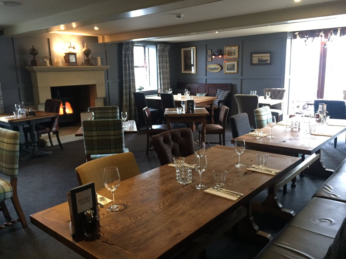 joycelynneve's tweet photo. Beautiful pub @Derby_Arms #ribblevalley #countrypub https://t.co/SvPgPiImLy